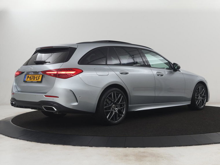 Vehicle Image 40