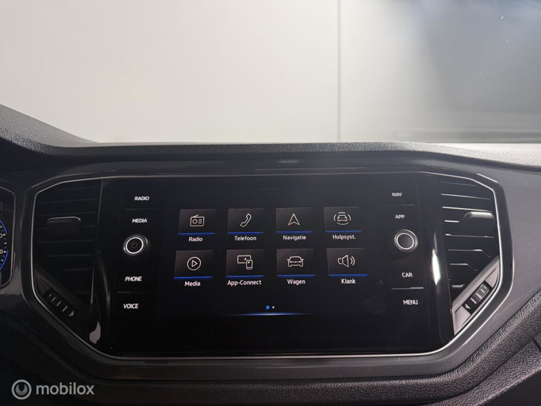 Vehicle Image 48
