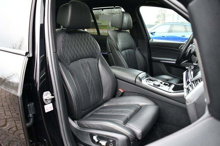 Vehicle Image 36