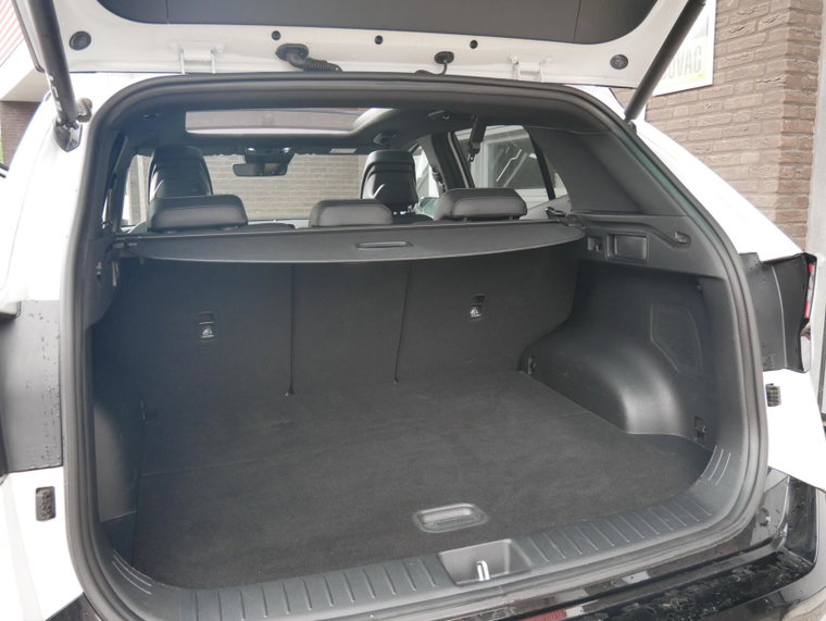 Vehicle Image 26