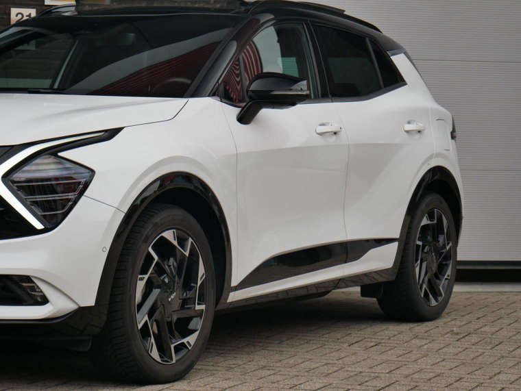 Vehicle Image 30