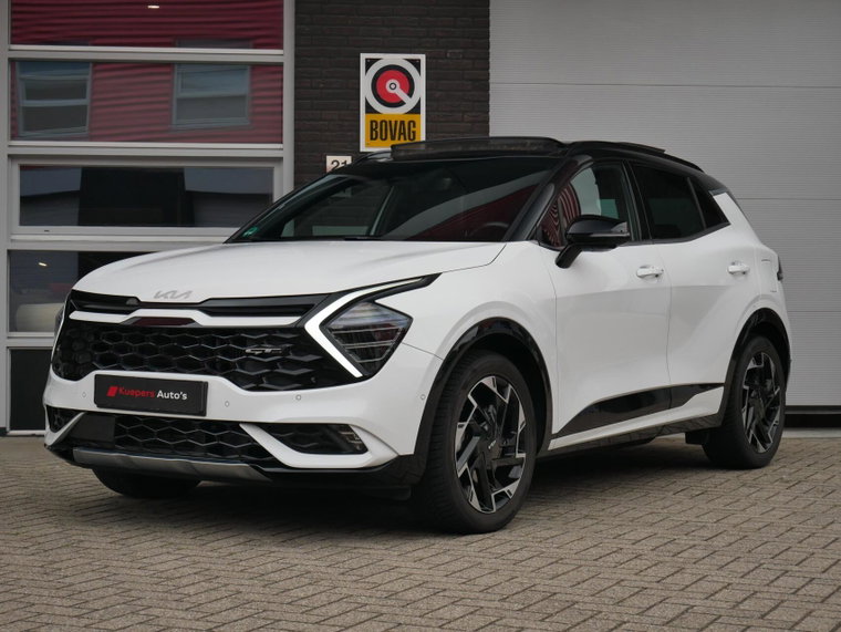 Vehicle Image 32