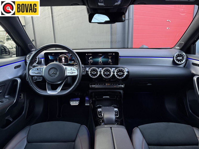 Vehicle Image 35