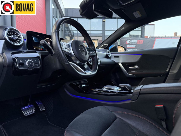 Vehicle Image 36