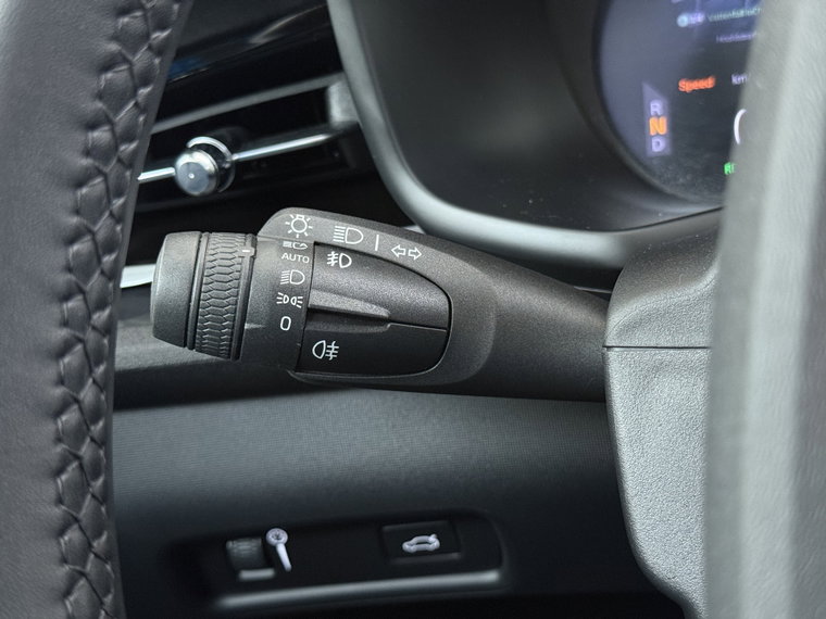 Vehicle Image 33