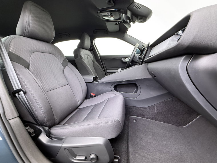 Vehicle Image 40