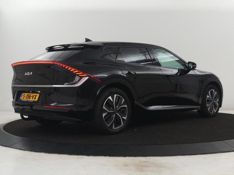 Vehicle Image 43