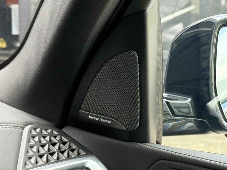 Vehicle Image 45
