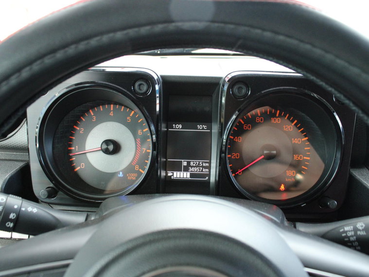 Vehicle Image 12