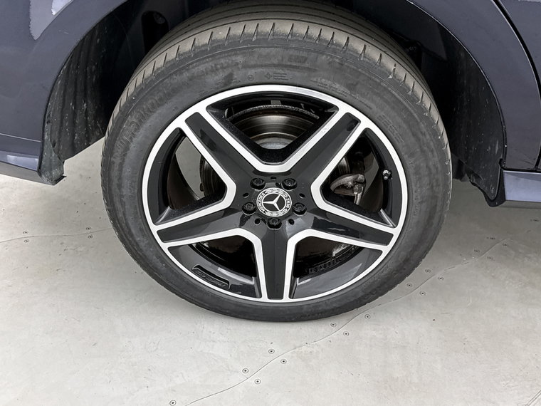 Vehicle Image 41