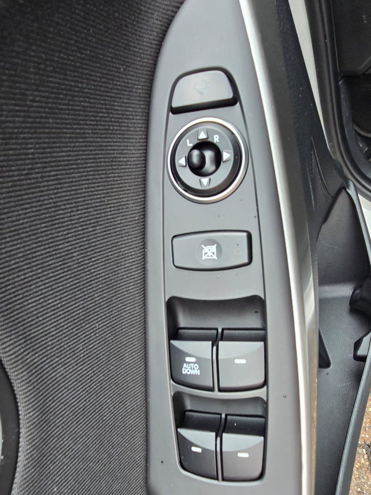 Vehicle Image 31