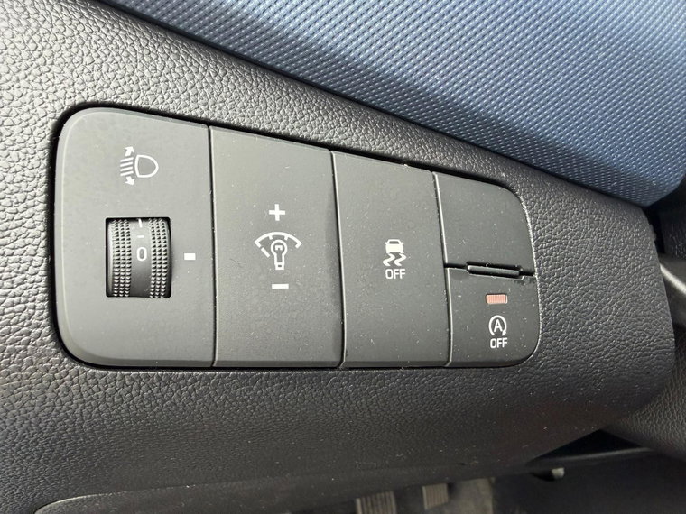 Vehicle Image 28