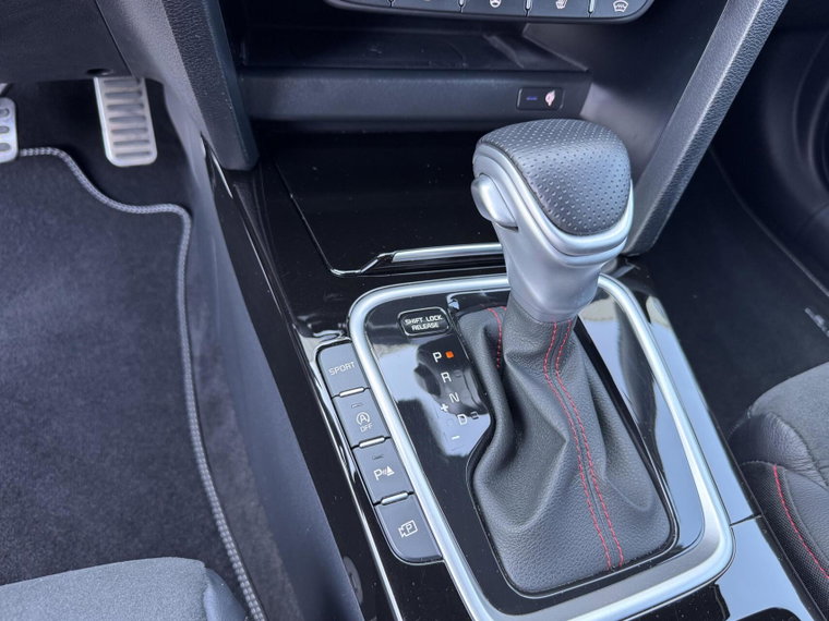 Vehicle Image 30