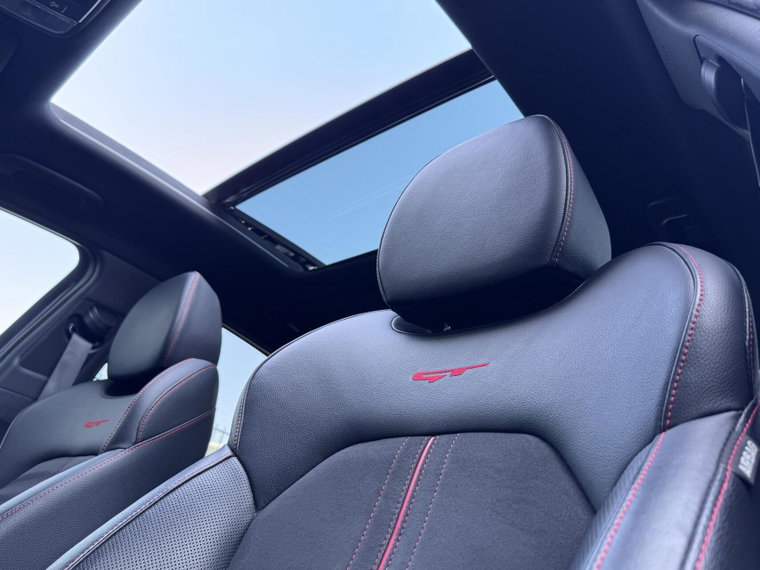 Vehicle Image 37