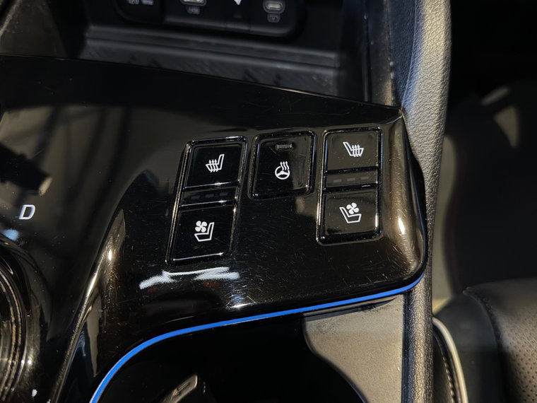 Vehicle Image 37