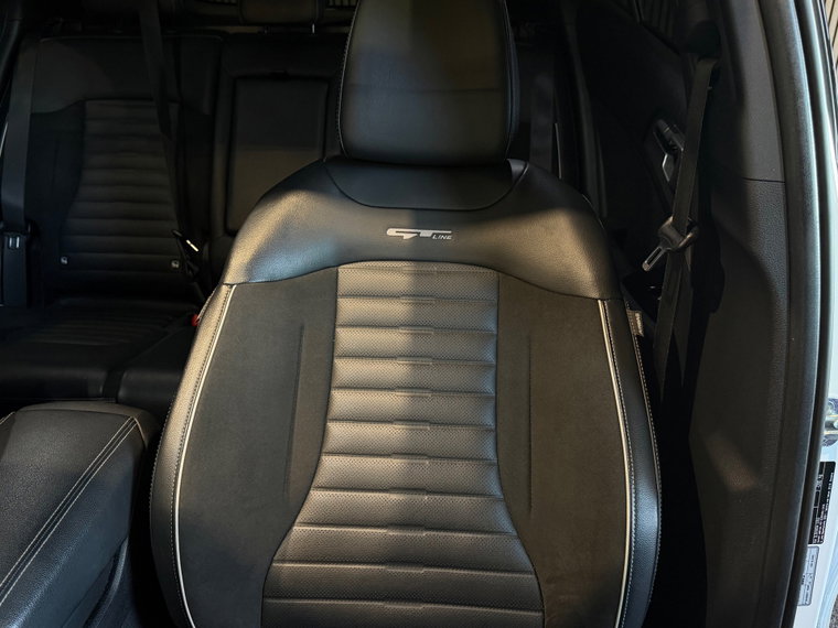 Vehicle Image 39