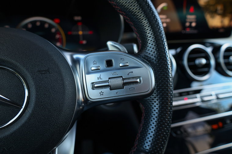 Vehicle Image 38