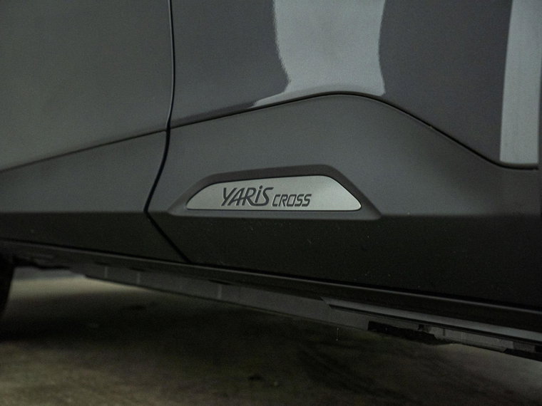 Vehicle Image 22