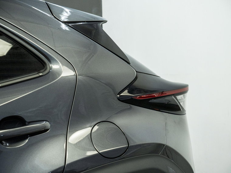 Vehicle Image 30