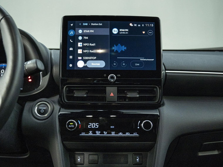 Vehicle Image 10