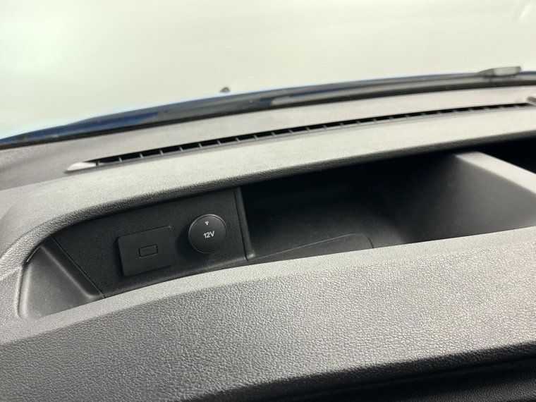 Vehicle Image 28