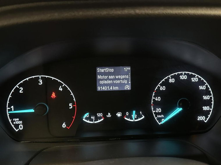 Vehicle Image 35