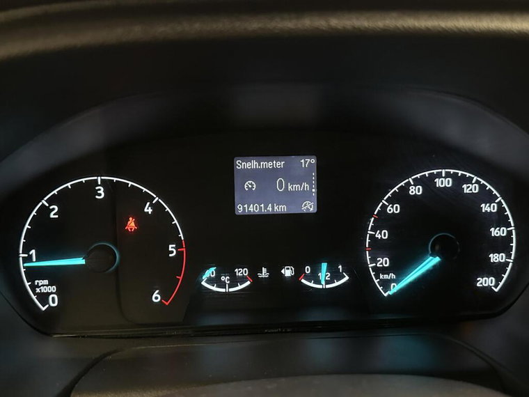 Vehicle Image 36