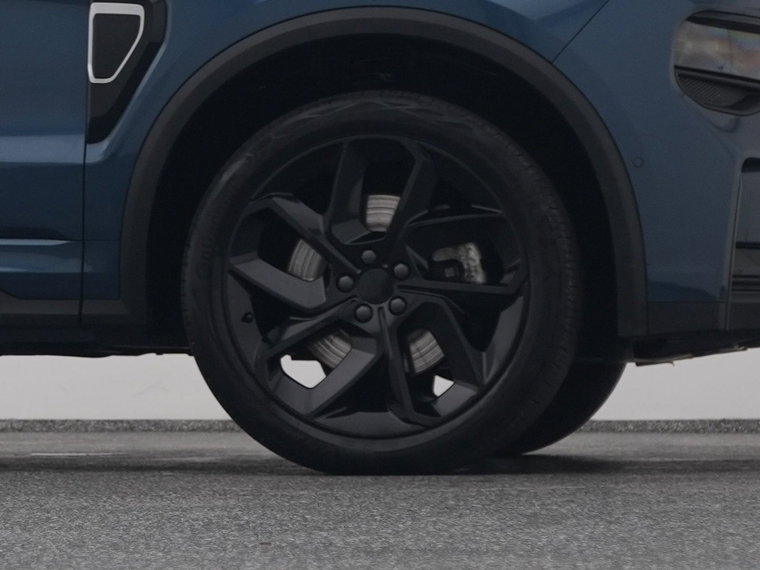 Vehicle Image 41