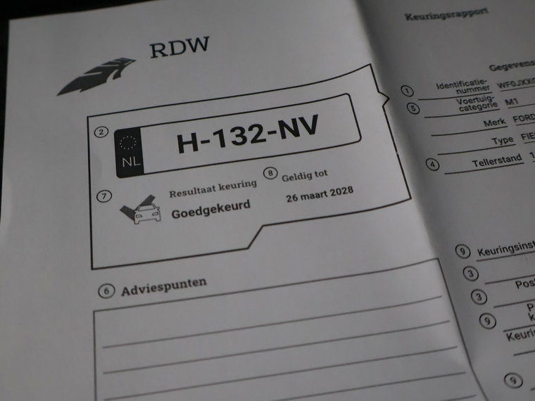 Vehicle Image 42
