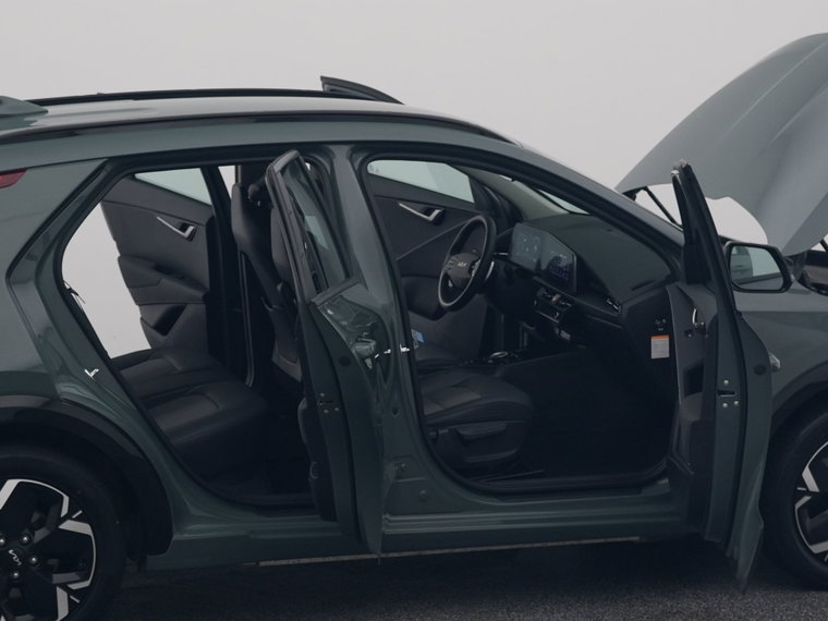 Vehicle Image 35