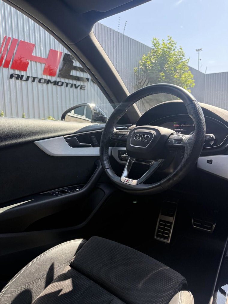 Vehicle Image 17