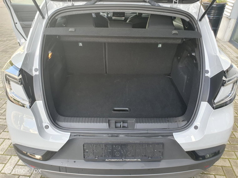 Vehicle Image 31