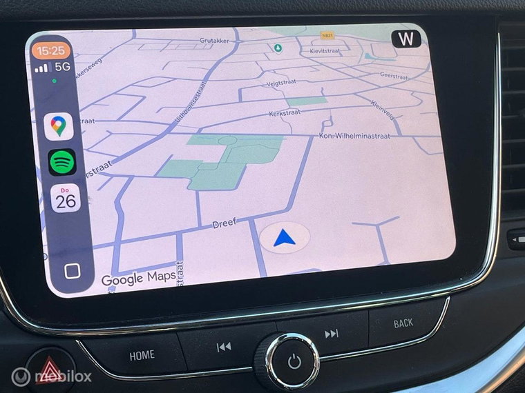 Vehicle Image 16
