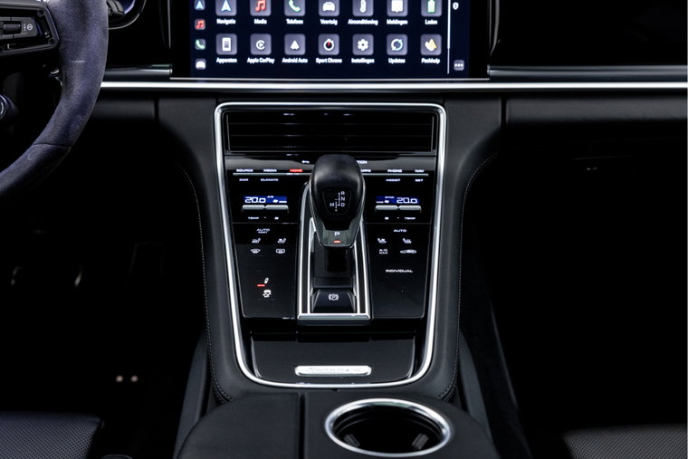 Vehicle Image 22