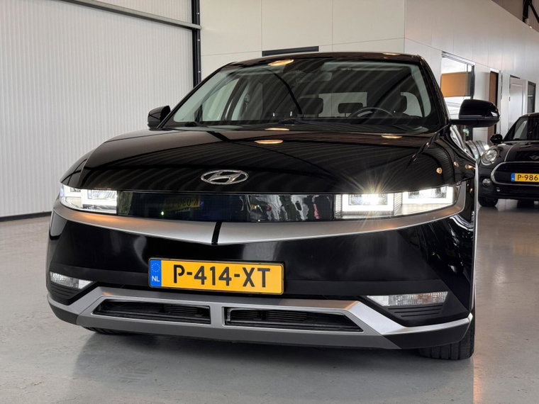 Vehicle Image 25