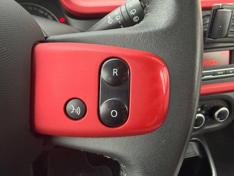 Vehicle Image 29