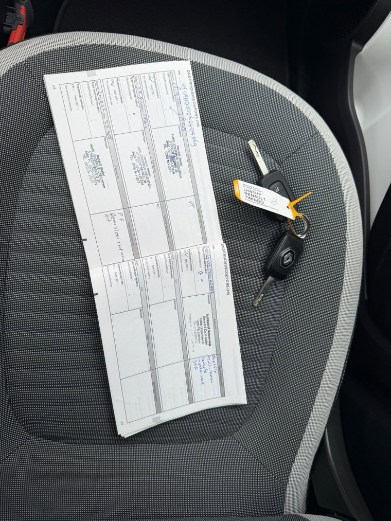 Vehicle Image 30