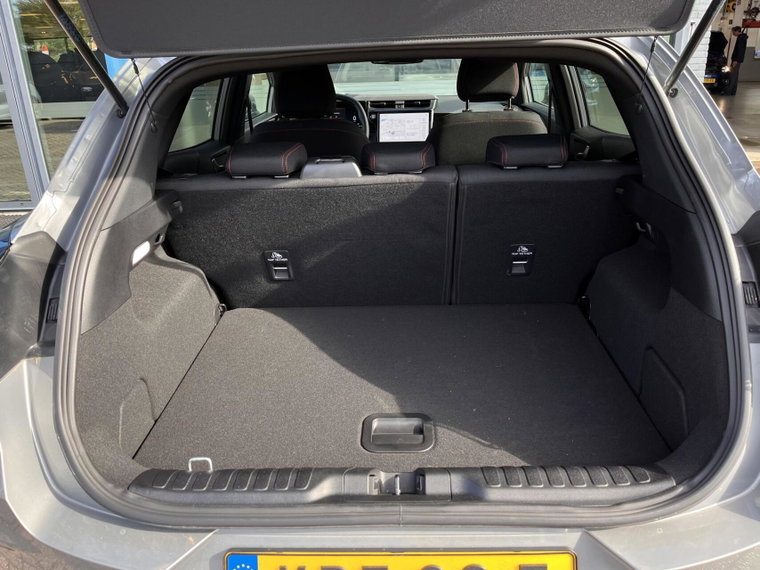 Vehicle Image 14