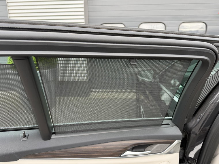 Vehicle Image 33