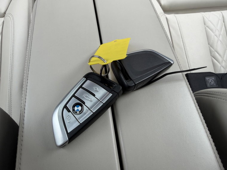 Vehicle Image 36