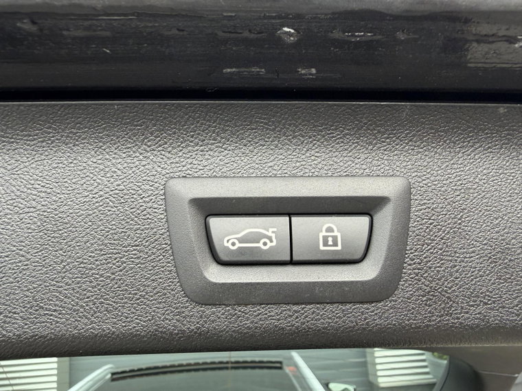 Vehicle Image 39