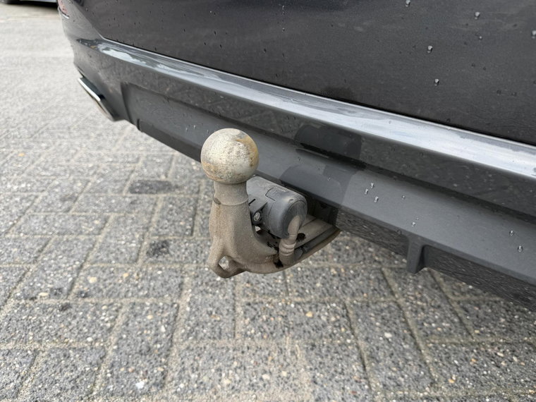 Vehicle Image 40