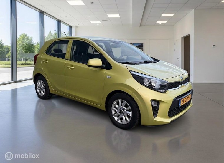 Vehicle Image 11