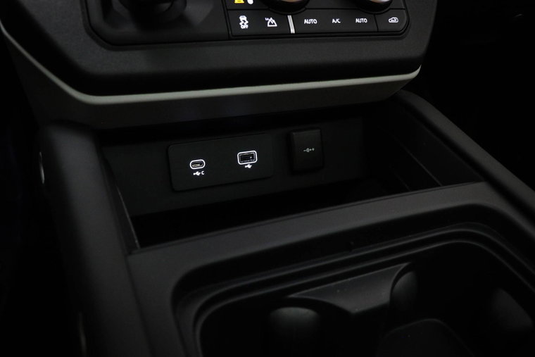 Vehicle Image 37