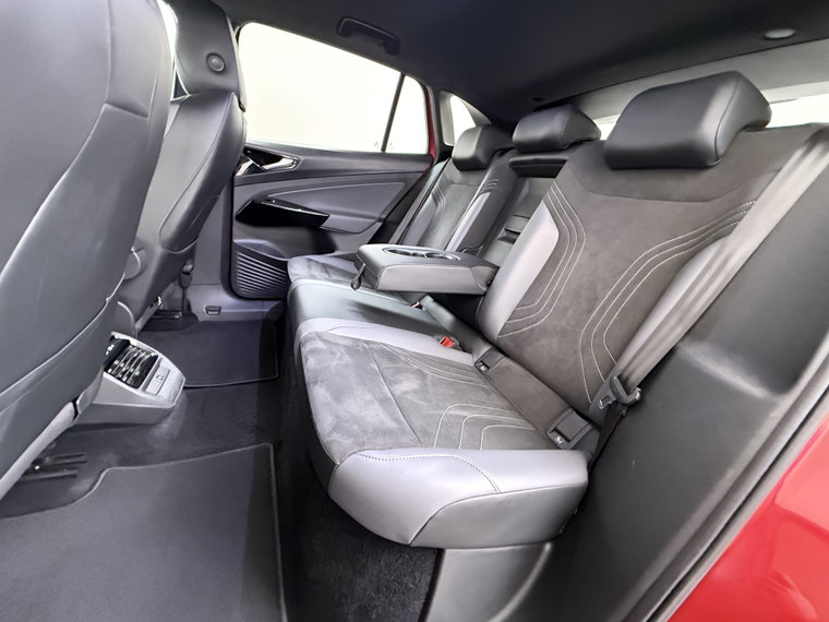 Vehicle Image 37