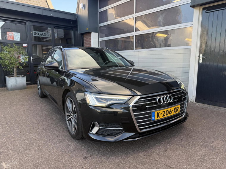 Vehicle Image 6