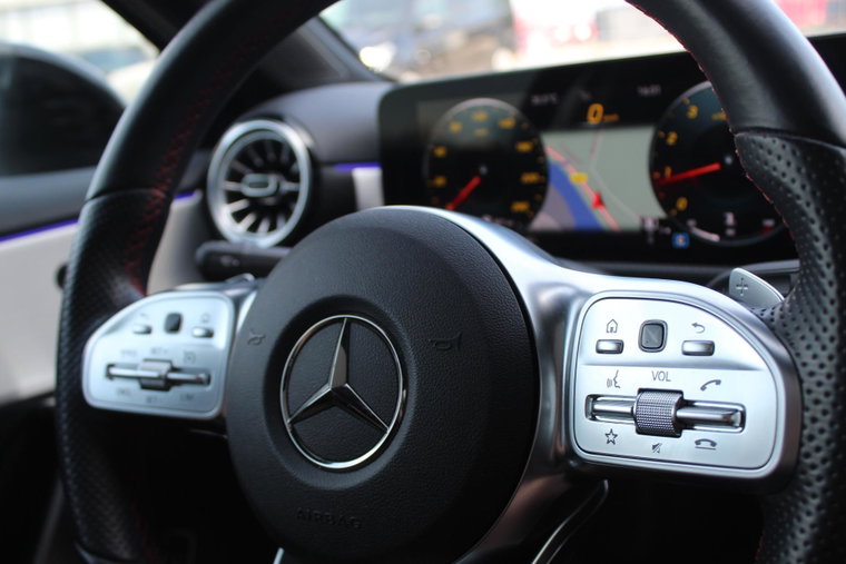 Vehicle Image 22