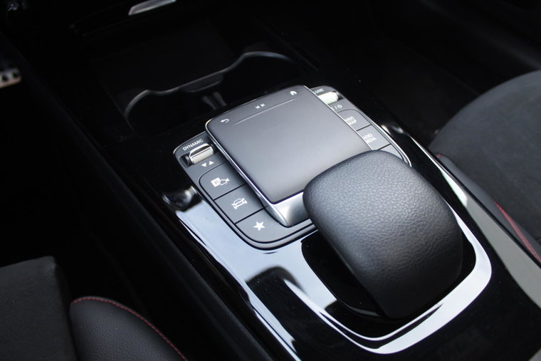 Vehicle Image 23