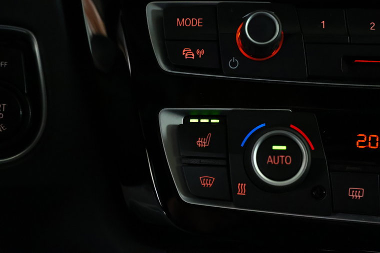 Vehicle Image 42