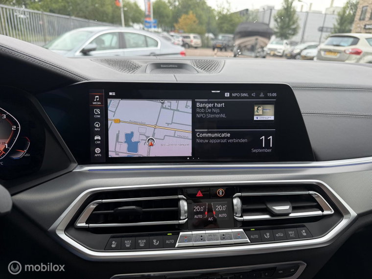 Vehicle Image 35